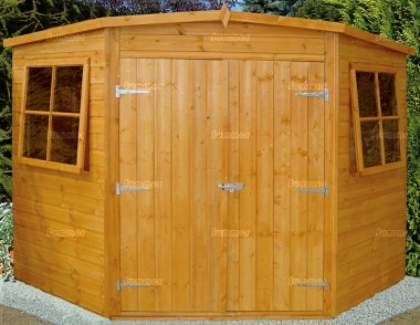 Corner Shed 087